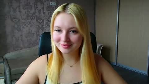 Melanie online show from April 7, 11:21 am