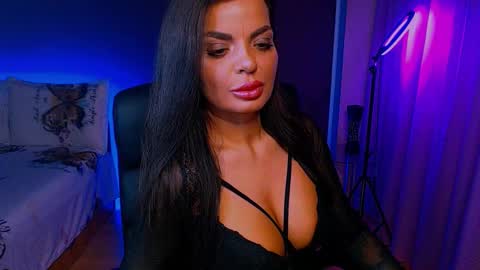 Milani online show from January 7, 6:32 pm