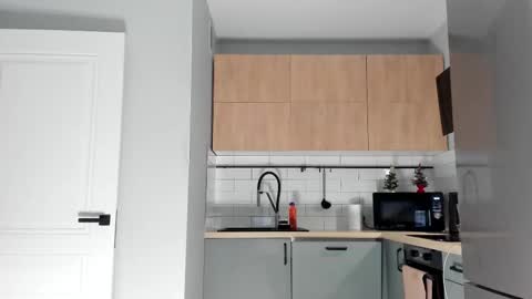 Snapshot of _miles19 chatting on March 26, 3:17 pm _miles19 online show from March 26, 3:17 pm