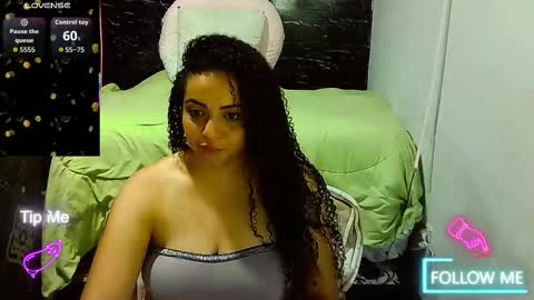 _milf_naughty online show from March 22, 2:15 am