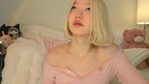 Kim online show from May 24, 5:23 am