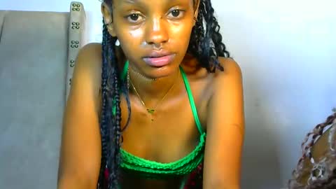 Snapshot of _mimimars chatting on February 7, 2:15 am Mimi online show from February 7, 2:15 am