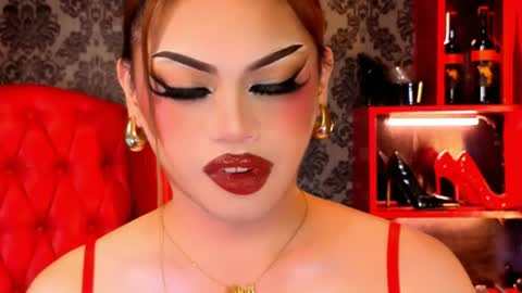 Snapshot of _ministryofsin_ chatting on June 24, 5:12 pm Raven Strauss online show from June 24, 5:12 pm