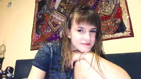 Boo online show from September 29, 7:51 pm