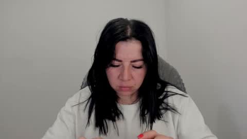 _miss_coco_ online show from October 28, 11:51 pm