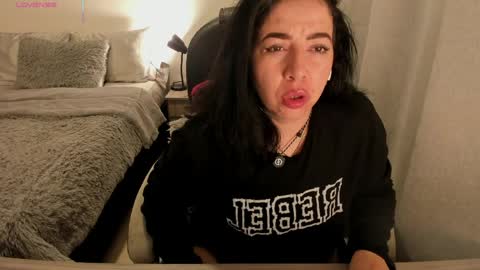 _miss_coco_ online show from April 11, 2:16 am