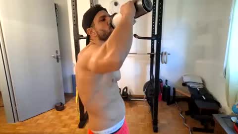 Snapshot of _misterniceguy chatting on October 30, 9:11 am BENJI online show from October 30, 9:11 am