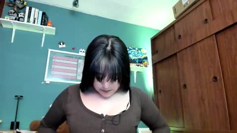 Next stream  950 pm Colombia time xd online show from February 11, 4:50 am