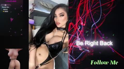 MORGAN KEEP ON FOLLOWING online show from December 15, 8:58 pm