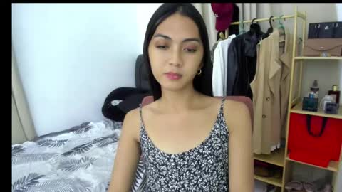 Snapshot of _natalya69_ chatting on June 8, 12:27 pm _natalya69_ online show from June 8, 12:27 pm
