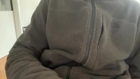 Snapshot of _niceguy chatting on December 2, 7:58 am Max online show from December 2, 7:58 am
