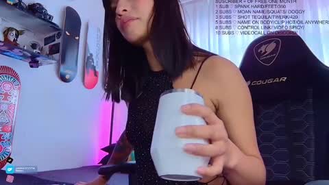 Snapshot of _nickmai chatting on February 26, 8:22 pm Mai MODEL INDEPENT online show from February 26, 8:22 pm