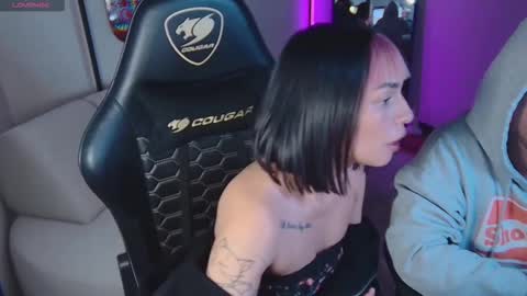 Snapshot of _nickmai chatting on November 18, 10:36 pm Mai MODEL INDEPENT online show from November 18, 10:36 pm