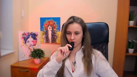Snapshot of _nicole_new chatting on February 17, 12:48 pm Nica online show from February 17, 12:48 pm