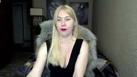 Donella    online show from March 7, 4:33 pm