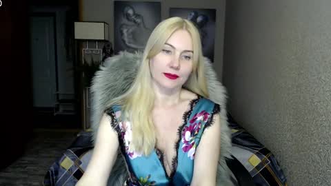 Donella    online show from March 10, 4:14 pm
