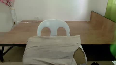 _nissiperry online show from September 22, 11:18 pm