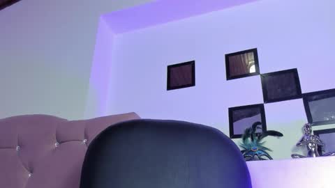 Noa Smith online show from November 20, 10:15 am