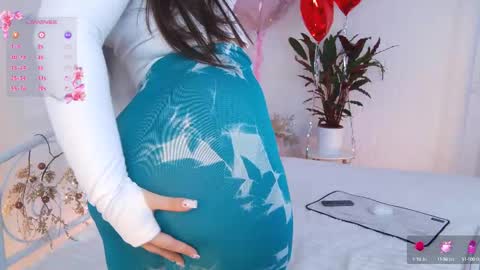 Vivian online show from February 19, 2:34 pm