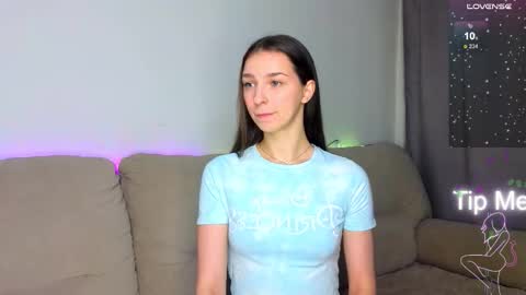 Snapshot of _not_your_toy_ chatting on October 29, 2:08 pm _not_your_toy_ online show from October 29, 2:08 pm