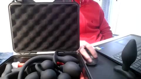 Nicola online show from February 19, 12:00 pm