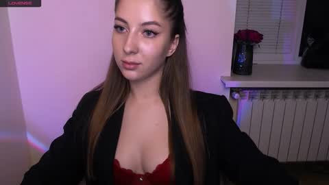 Olivia online show from October 11, 12:43 am