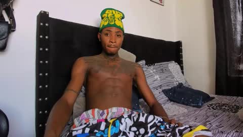 Kevin  online show from November 8, 6:29 pm