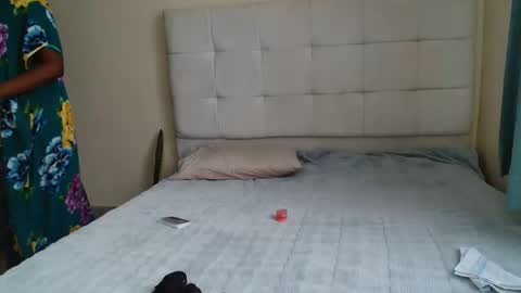 Peach online show from April 14, 8:31 am