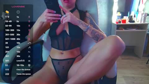 Ilona online show from December 4, 8:23 am