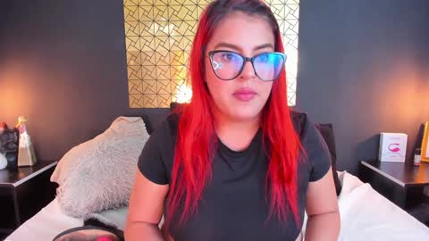 Snapshot of _poison_sweet chatting on December 20, 10:11 pm Laura online show from December 20, 10:11 pm