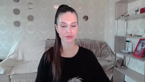 Snapshot of _pretty_fox_ chatting on September 30, 10:42 am _pretty_fox_ online show from September 30, 10:42 am