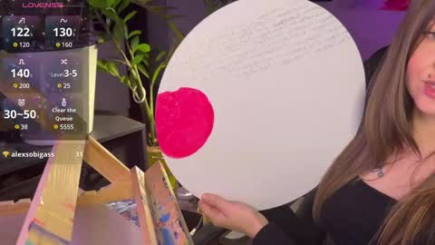 Snapshot of _private_person_ chatting on March 5, 5:08 pm HADLY today day-off see u online 0112 online show from March 5, 5:08 pm