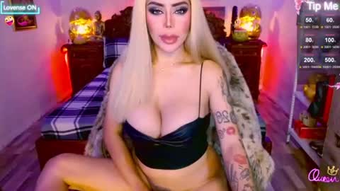 Hi my name is selinaim glad to meet everyone here  online show from June 28, 4:07 am