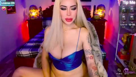 Hi my name is selinaim glad to meet everyone here  online show from June 29, 6:30 am