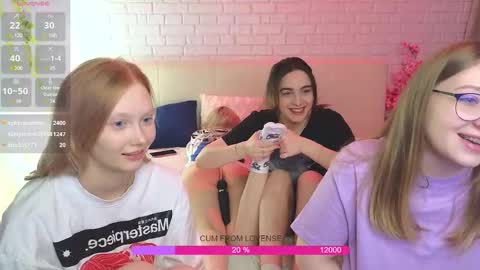 Merlizz Eva Jane Mila Nicole  left to right  online show from February 25, 5:41 am
