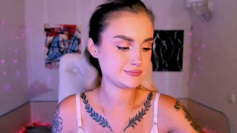 _ravena online show from October 10, 10:25 am