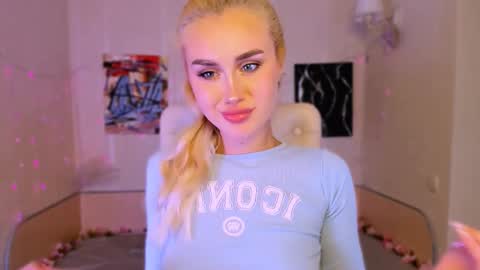 _ravena online show from November 3, 1:45 pm