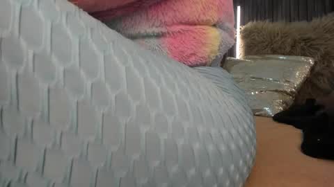 Snapshot of _rebecca1 chatting on January 9, 1:58 pm rebecca online show from January 9, 1:58 pm