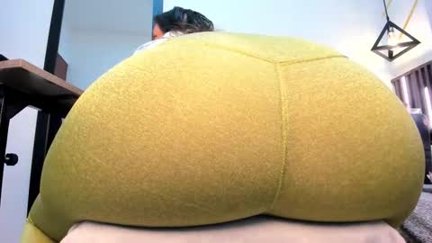 Snapshot of _rebecca1 chatting on March 1, 1:29 am rebecca online show from March 1, 1:29 am