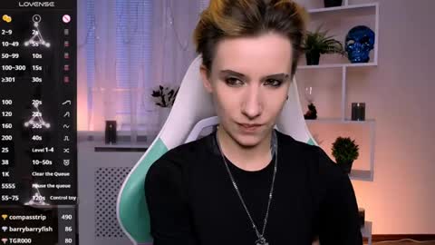 Snapshot of _rein_ramm chatting on May 11, 4:15 pm Rein online show from May 11, 4:15 pm