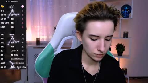 Snapshot of _rein_ramm chatting on May 24, 5:07 pm Rein online show from May 24, 5:07 pm