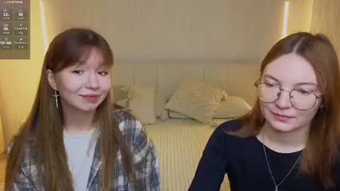 Snapshot of _reverse_gang_ chatting on July 2, 3:45 am LISSAPVT IS OPEN online show from July 2, 3:45 am