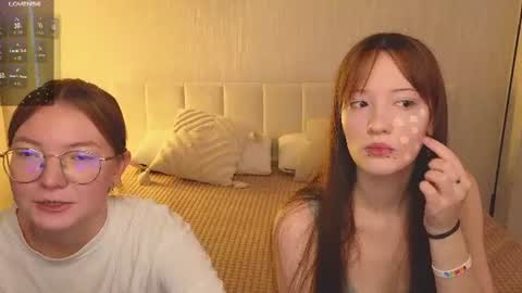 Snapshot of _reverse_gang_ chatting on July 19, 5:22 am LISSAPVT IS OPEN online show from July 19, 5:22 am