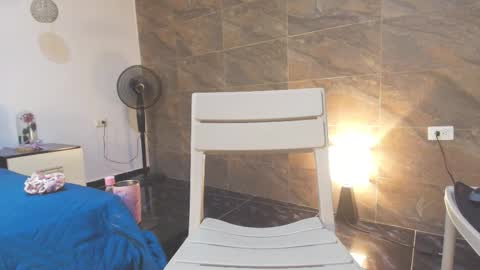 _rose_smith online show from March 19, 2:37 am