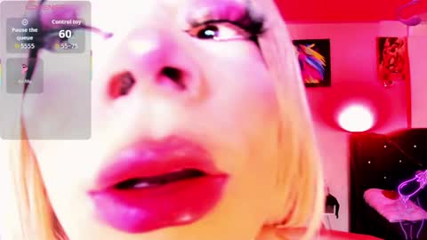 Rose De Witt online show from April 1, 7:11 pm