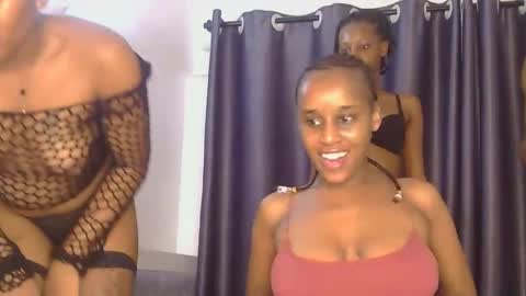  Roxxana online show from June 2, 6:32 pm