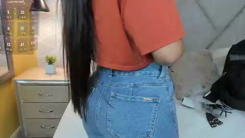 Snapshot of _sammy_fit chatting on June 11, 12:36 pm Antonella online show from June 11, 12:36 pm