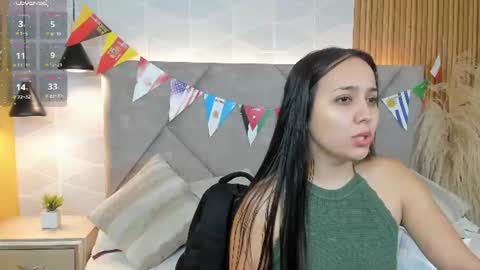 Snapshot of _sammy_fit chatting on June 23, 12:14 pm Antonella online show from June 23, 12:14 pm