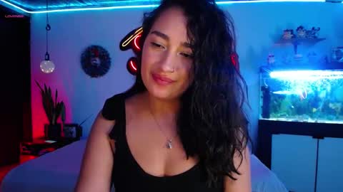  SantaLove  online show from January 8, 1:32 am