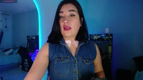  SantaLove  online show from May 14, 9:32 pm